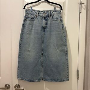 Old Navy Light Blue Denim Skirt